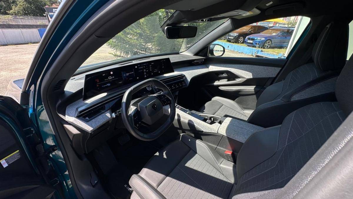 peugeot-e-3008-2024-eletrico-0cc
