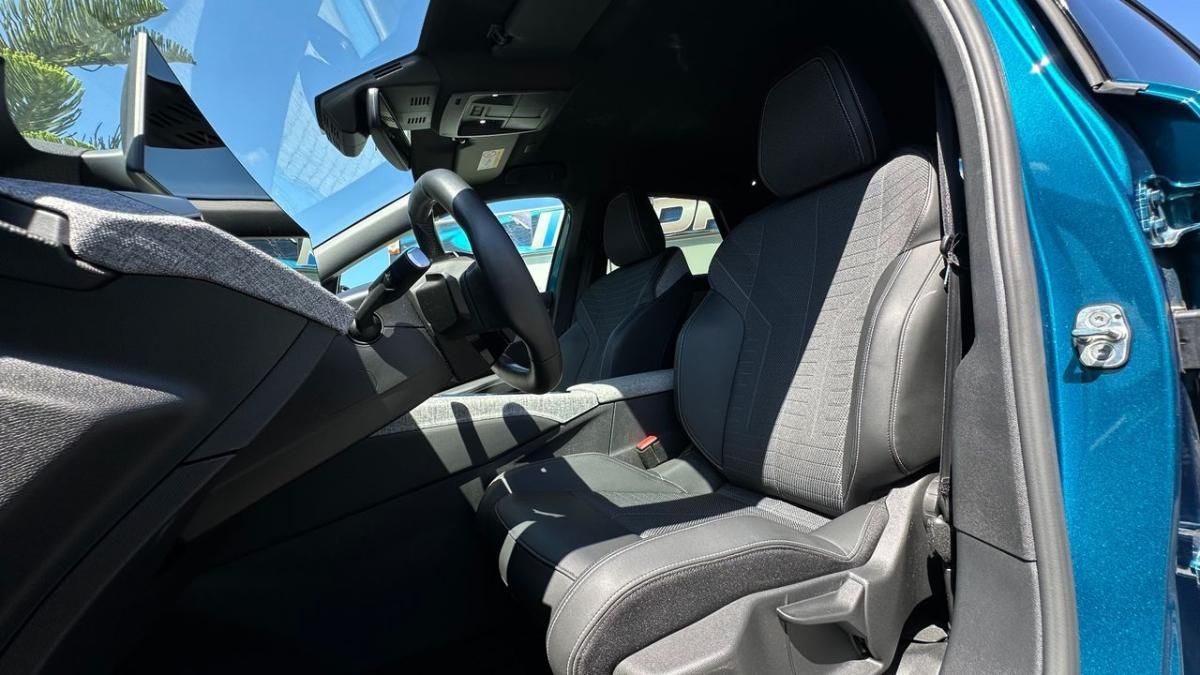 peugeot-e-3008-2024-eletrico-0cc