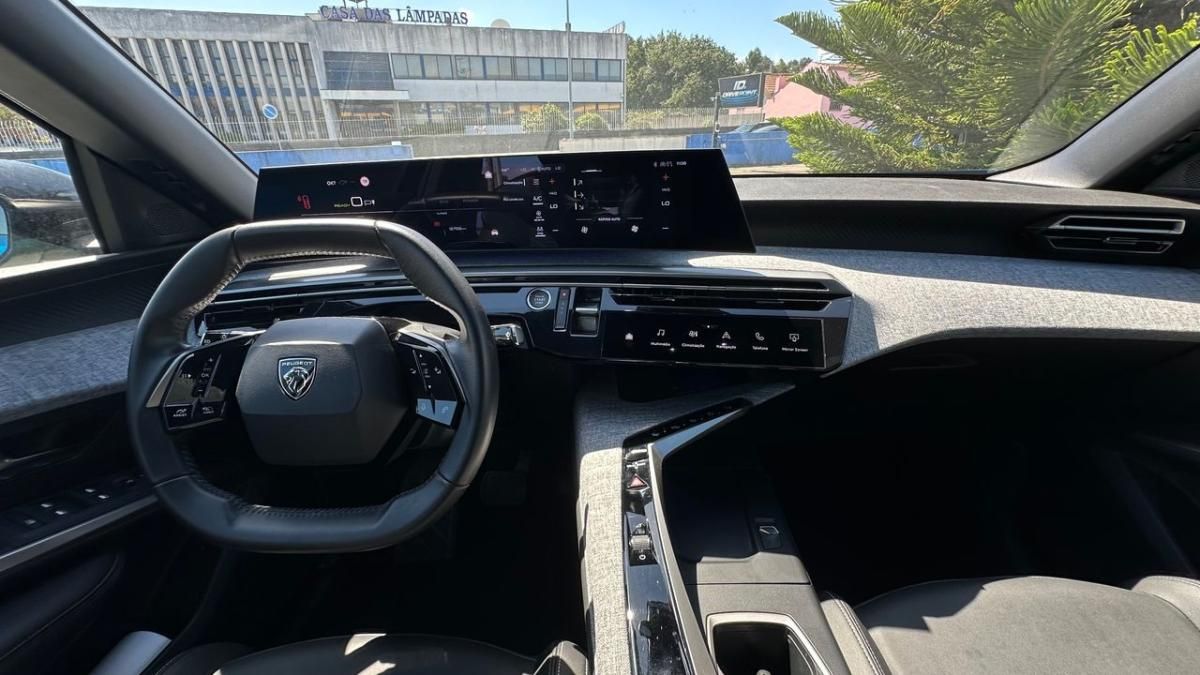 peugeot-e-3008-2024-eletrico-0cc