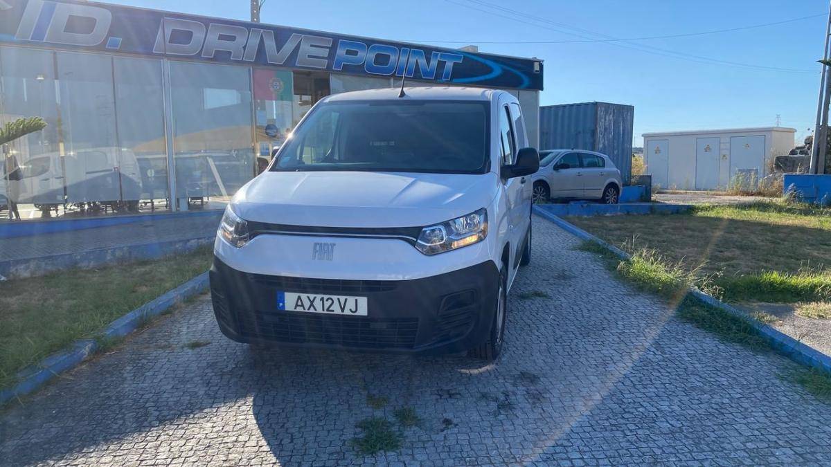 fiat-doblo-2023-diesel-1499cc