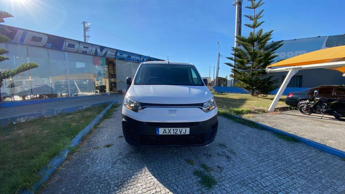 fiat-doblo-2023-diesel-1499cc