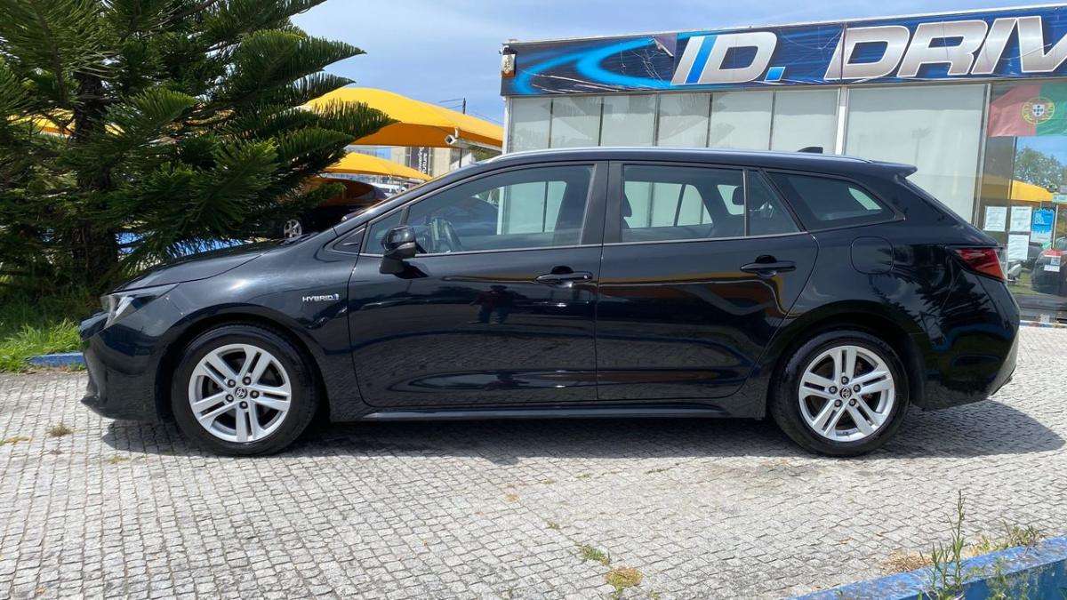 toyota-corolla-2021-hibrido-a-gasolina-1798cc