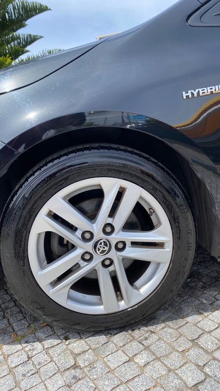 toyota-corolla-2021-hibrido-a-gasolina-1798cc