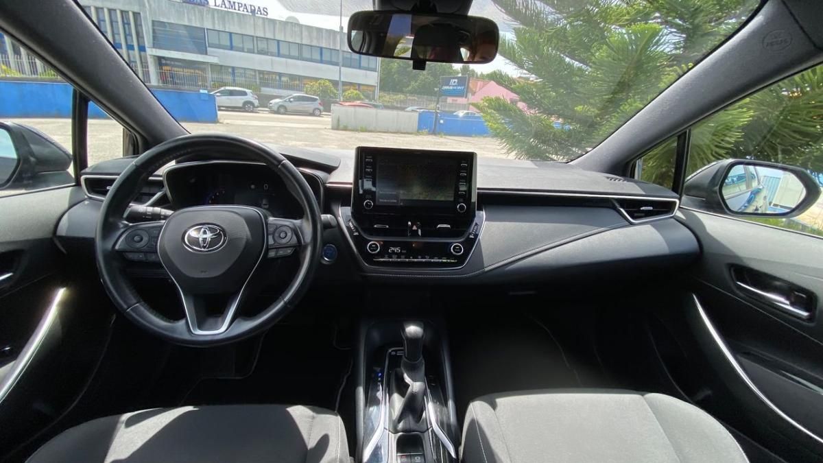 toyota-corolla-2021-hibrido-a-gasolina-1798cc