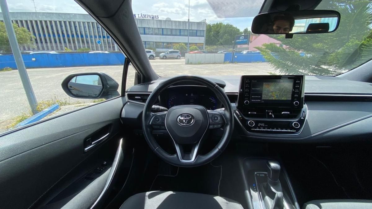 toyota-corolla-2021-hibrido-a-gasolina-1798cc