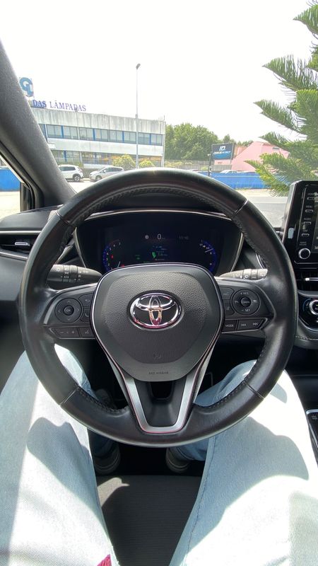 toyota-corolla-2021-hibrido-a-gasolina-1798cc