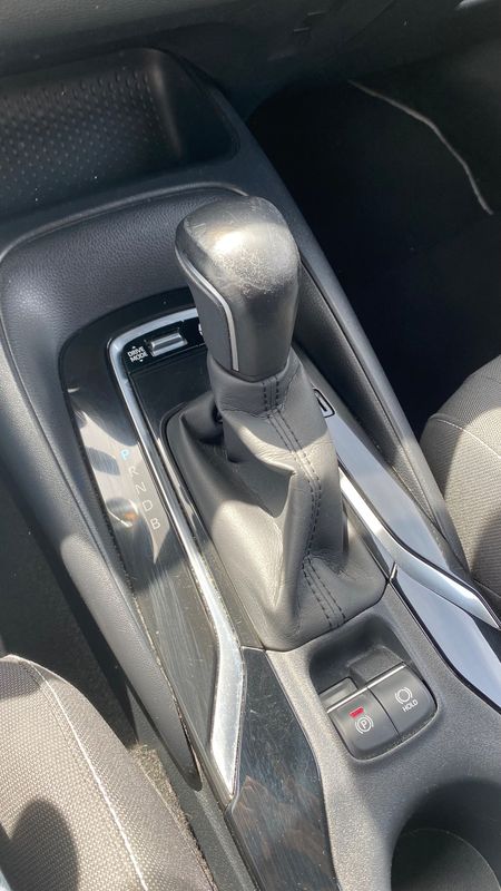 toyota-corolla-2021-hibrido-a-gasolina-1798cc