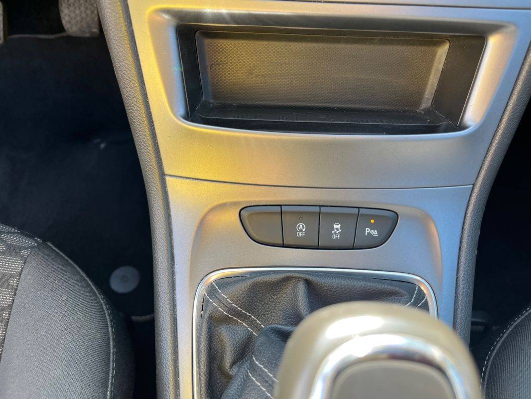 opel-astra-sport-tourer-2020-diesel-1496cc