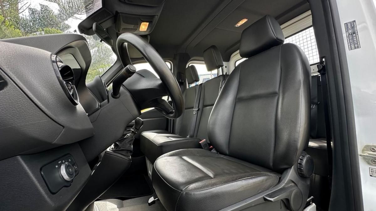 mercedes-benz-sprinter-2022-diesel-1950cc