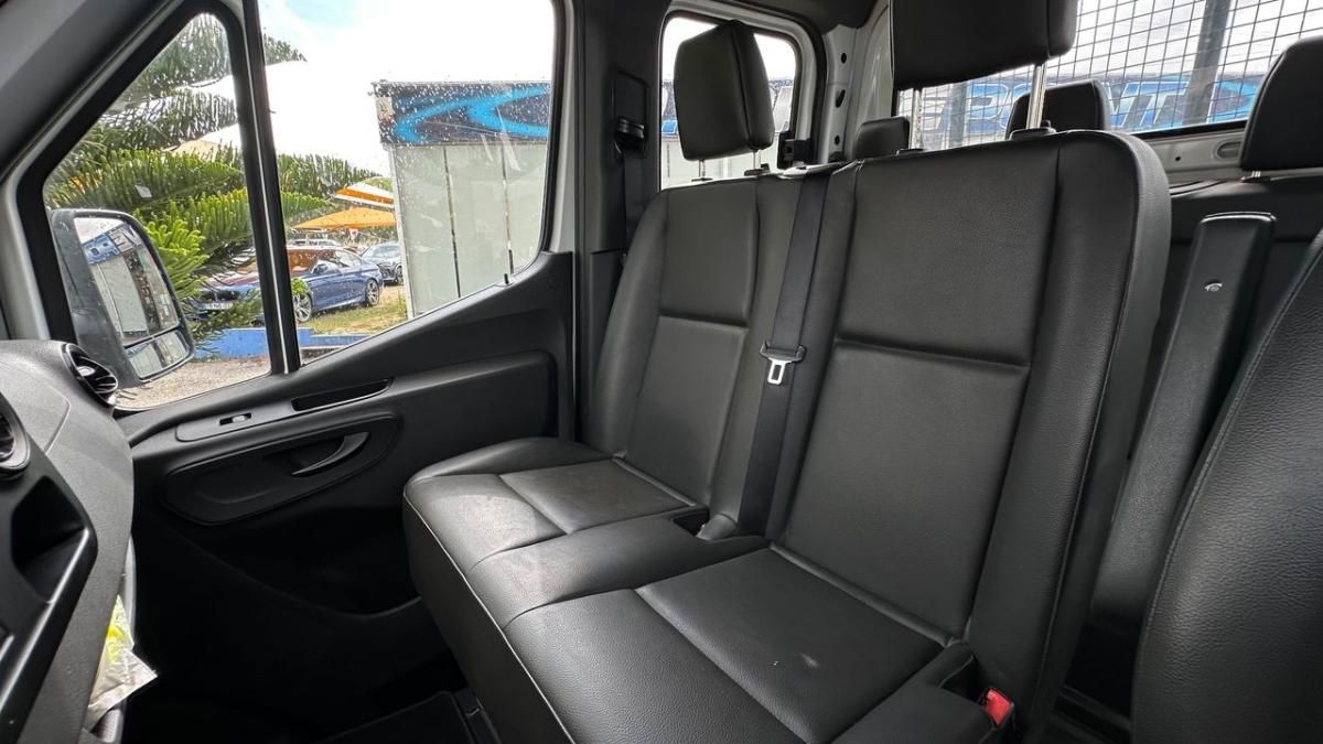 mercedes-benz-sprinter-2022-diesel-1950cc
