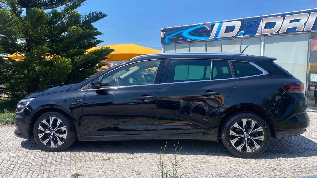 renault-megane-sport-tourer-2022-gasolina-1332cc