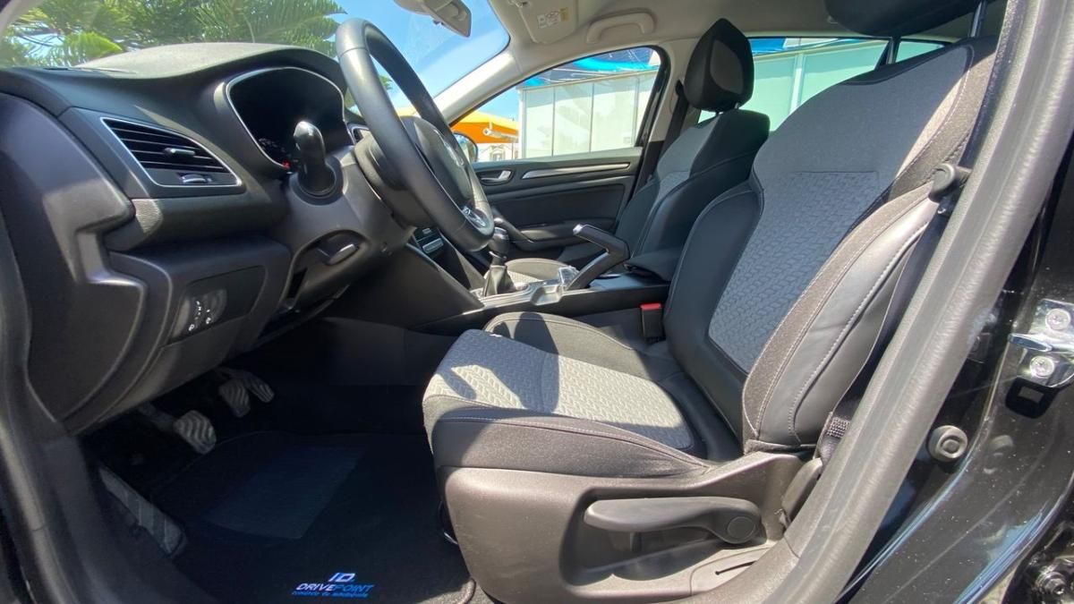 renault-megane-sport-tourer-2022-gasolina-1332cc
