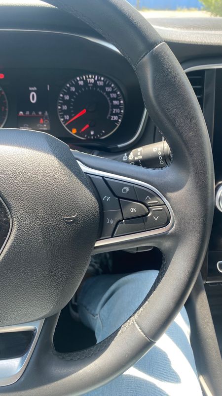 renault-megane-sport-tourer-2022-gasolina-1332cc