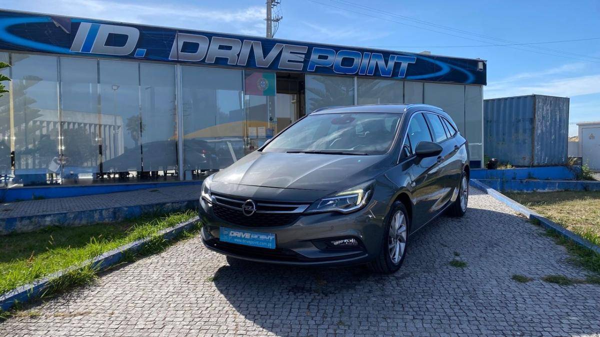 opel-astra-sport-tourer-2018-gasolina-999cc