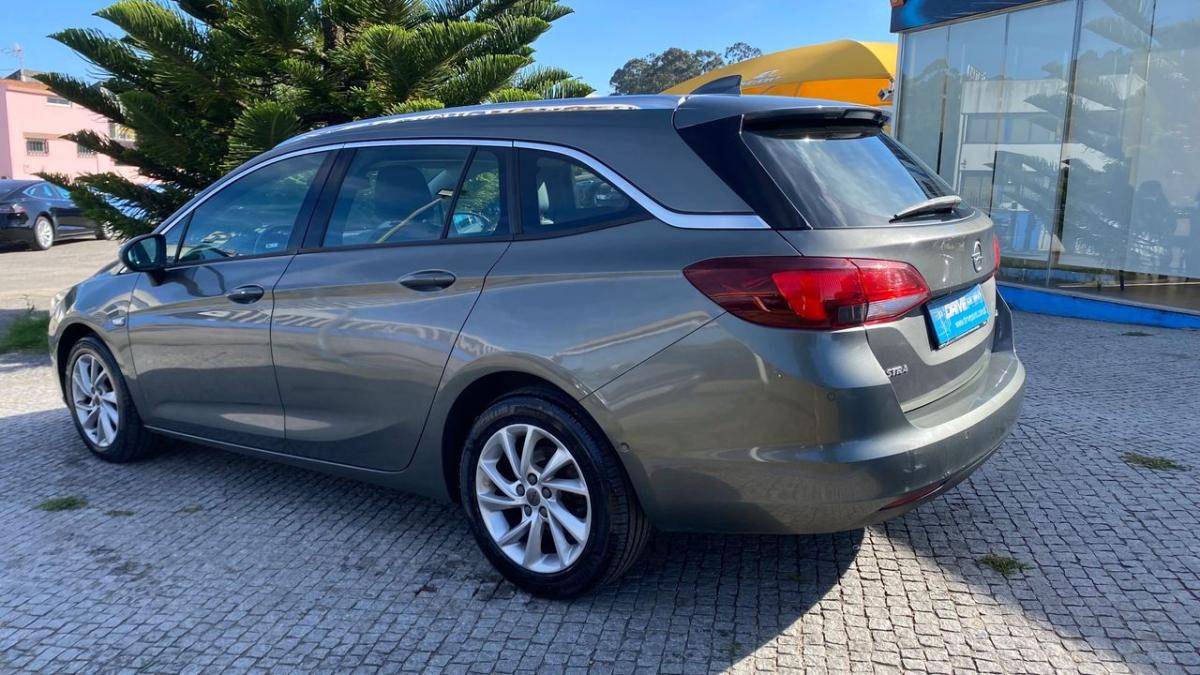 opel-astra-sport-tourer-2018-gasolina-999cc
