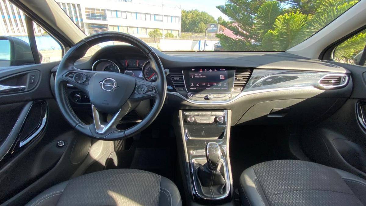opel-astra-sport-tourer-2018-gasolina-999cc