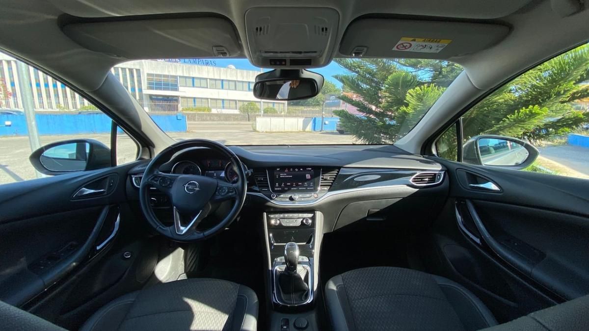 opel-astra-sport-tourer-2018-gasolina-999cc