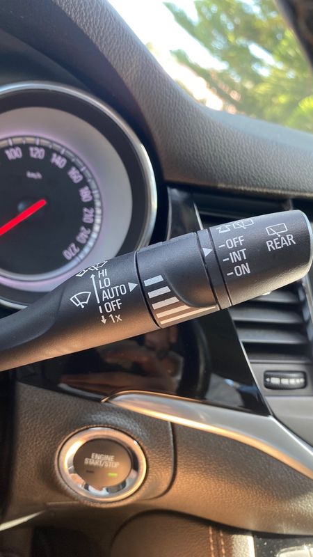 opel-astra-sport-tourer-2018-gasolina-999cc