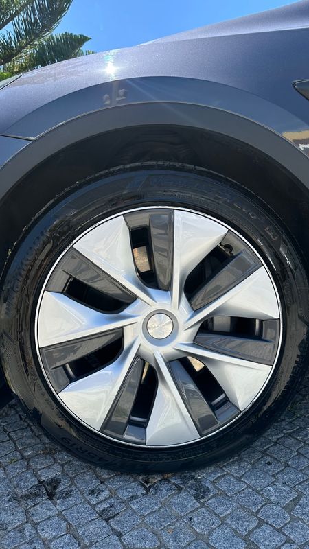 tesla-model-y-2022-eletrico-0cc