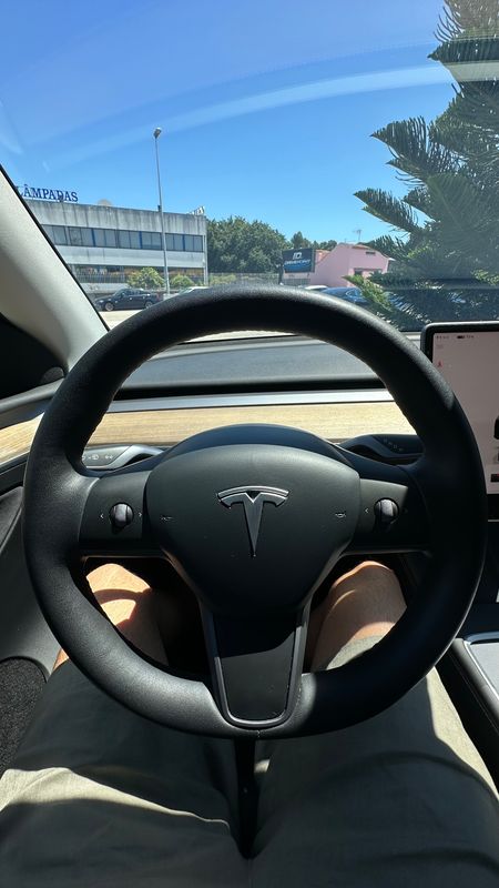 tesla-model-y-2022-eletrico-0cc