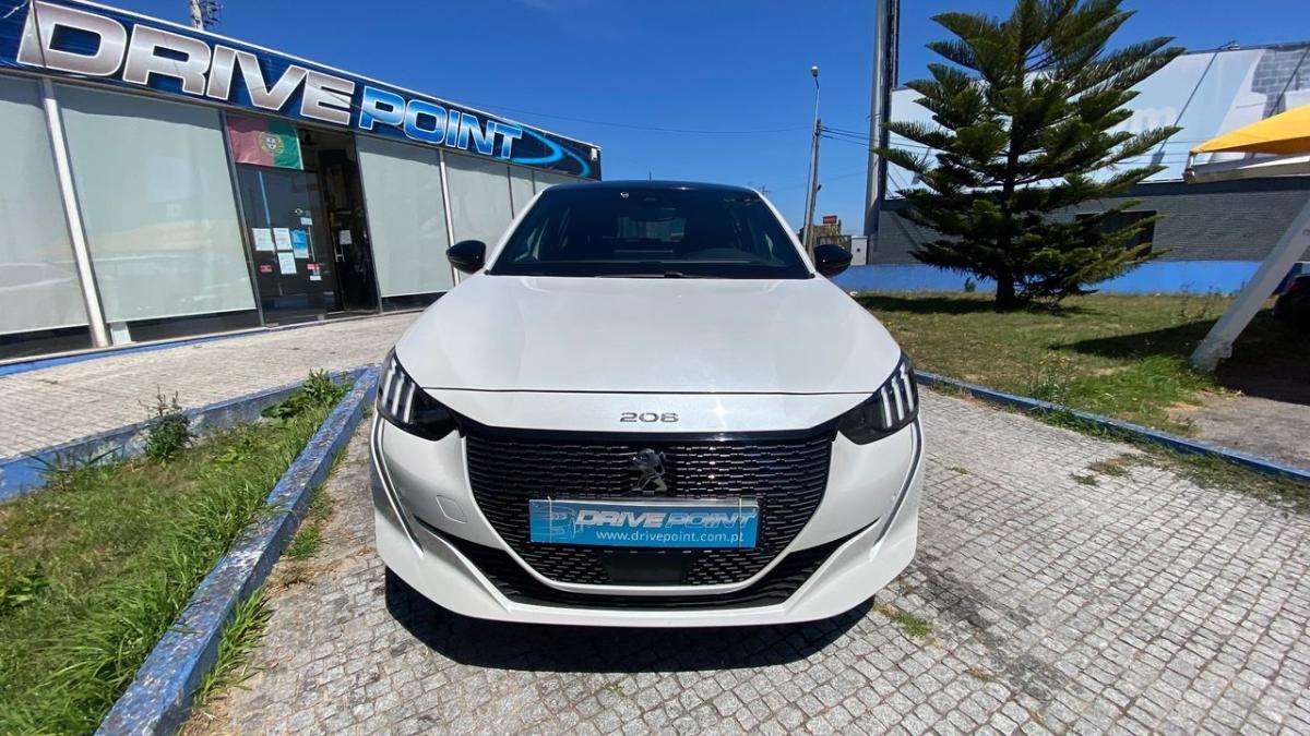 peugeot-208-2022-diesel-1499cc