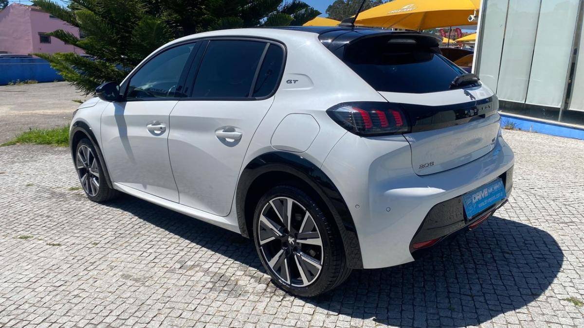 peugeot-208-2022-diesel-1499cc