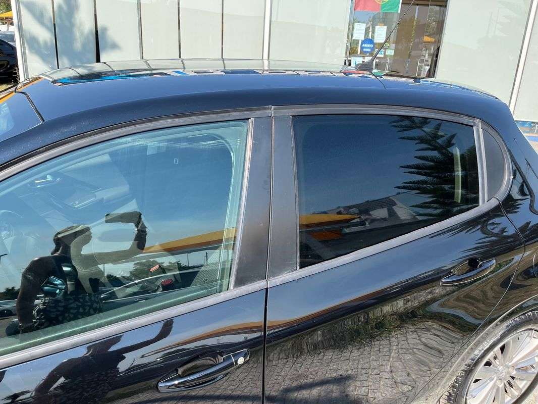 peugeot-208-2019-gasolina-1199cc