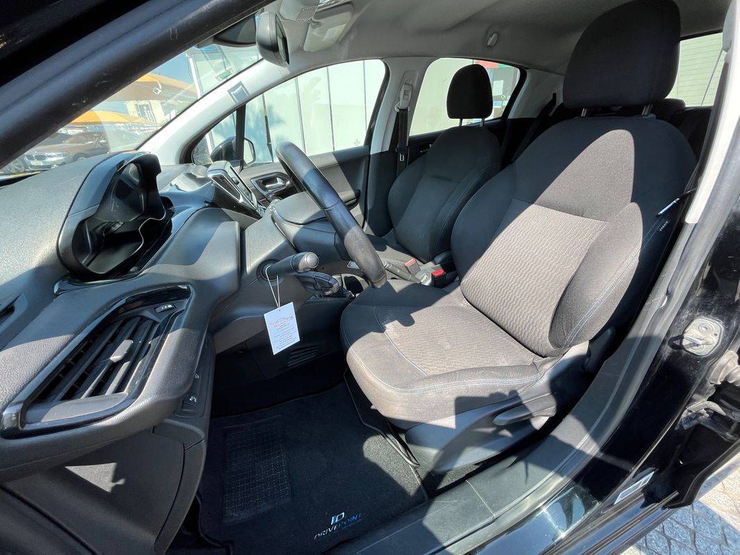 peugeot-208-2019-gasolina-1199cc