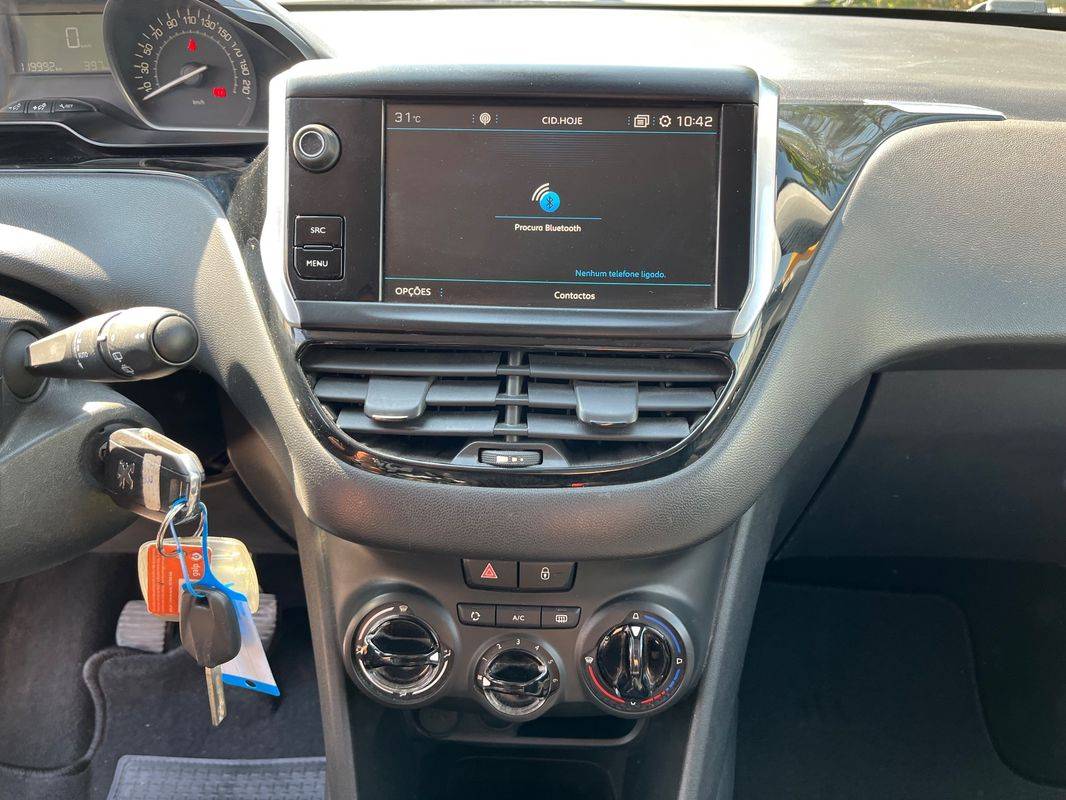 peugeot-208-2019-gasolina-1199cc