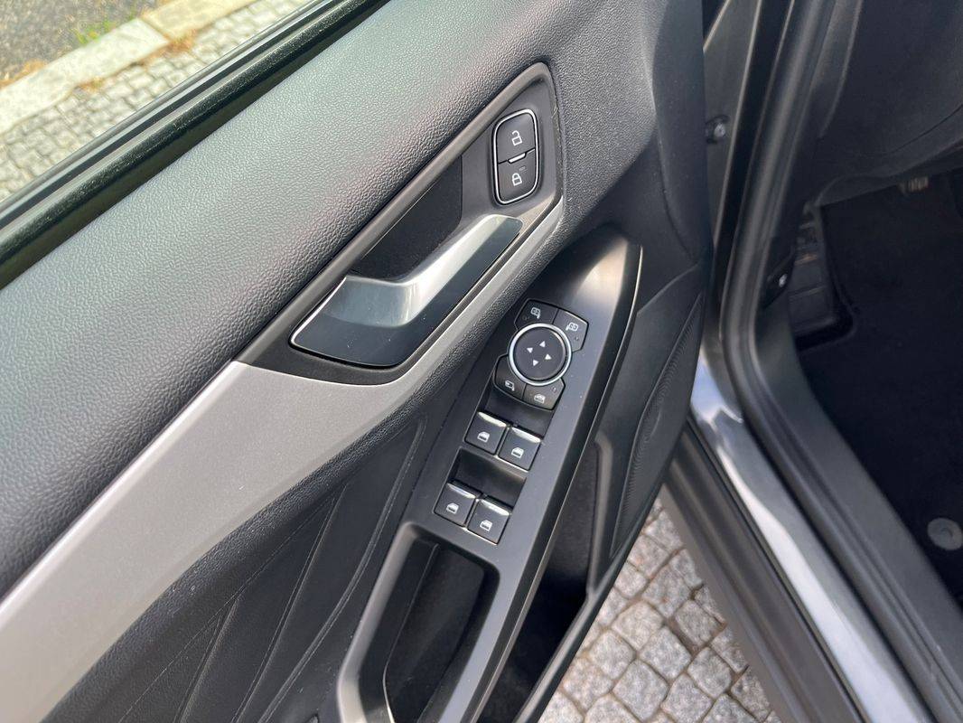 ford-focus-2019-gasolina-998cc