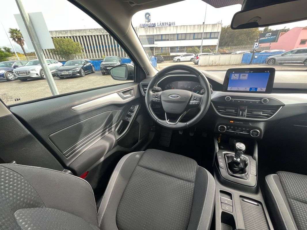 ford-focus-2019-gasolina-998cc