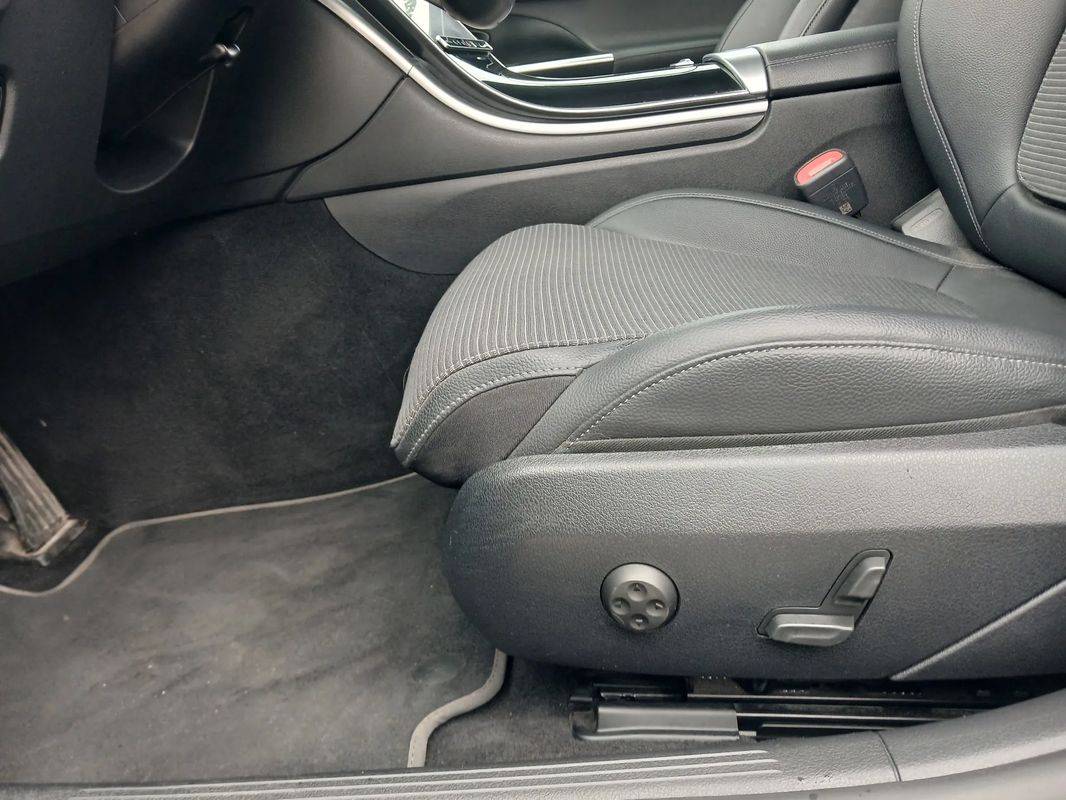 mercedes-benz-classe-c-2022-hibrido-a-gasolina-1999cc