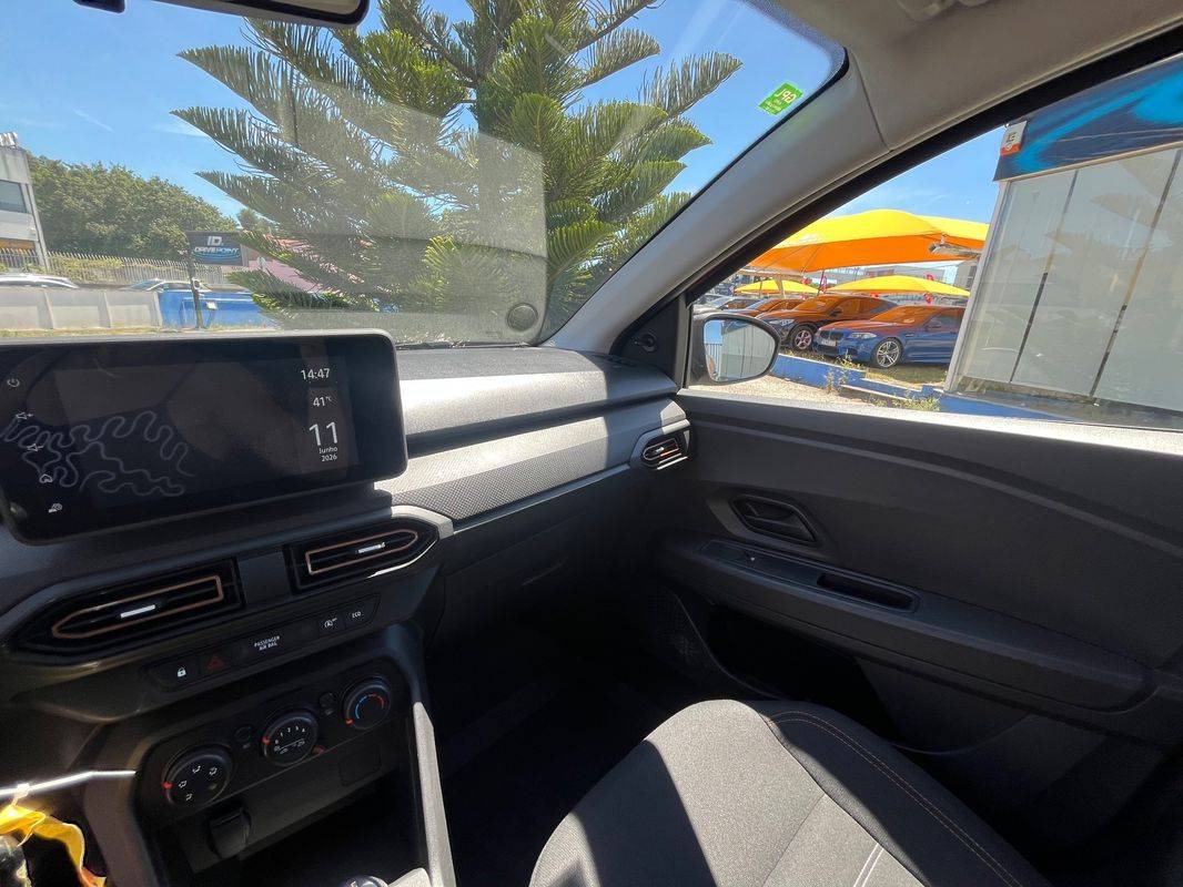 dacia-sandero-2023-gpl-999cc