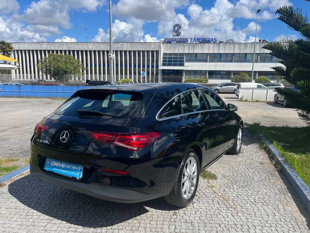 mercedes-benz-cla-2022-hibrido-a-gasolina-1332cc