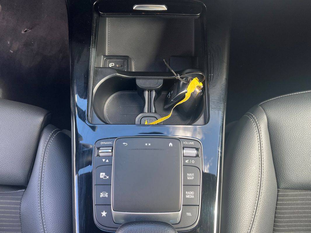 mercedes-benz-cla-2022-hibrido-a-gasolina-1332cc