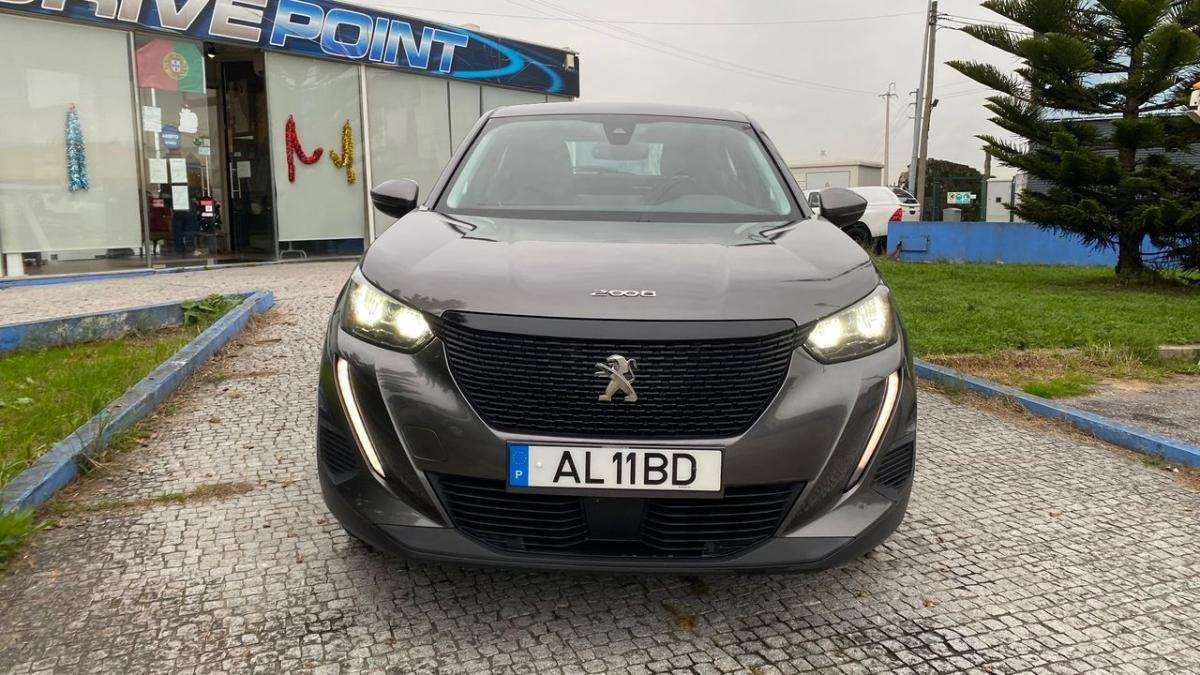 peugeot-2008-2021-diesel-1499cc