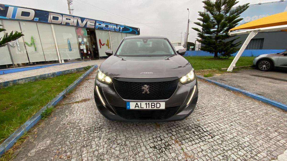 peugeot-2008-2021-diesel-1499cc