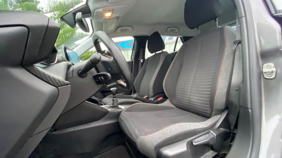 peugeot-2008-2021-diesel-1499cc