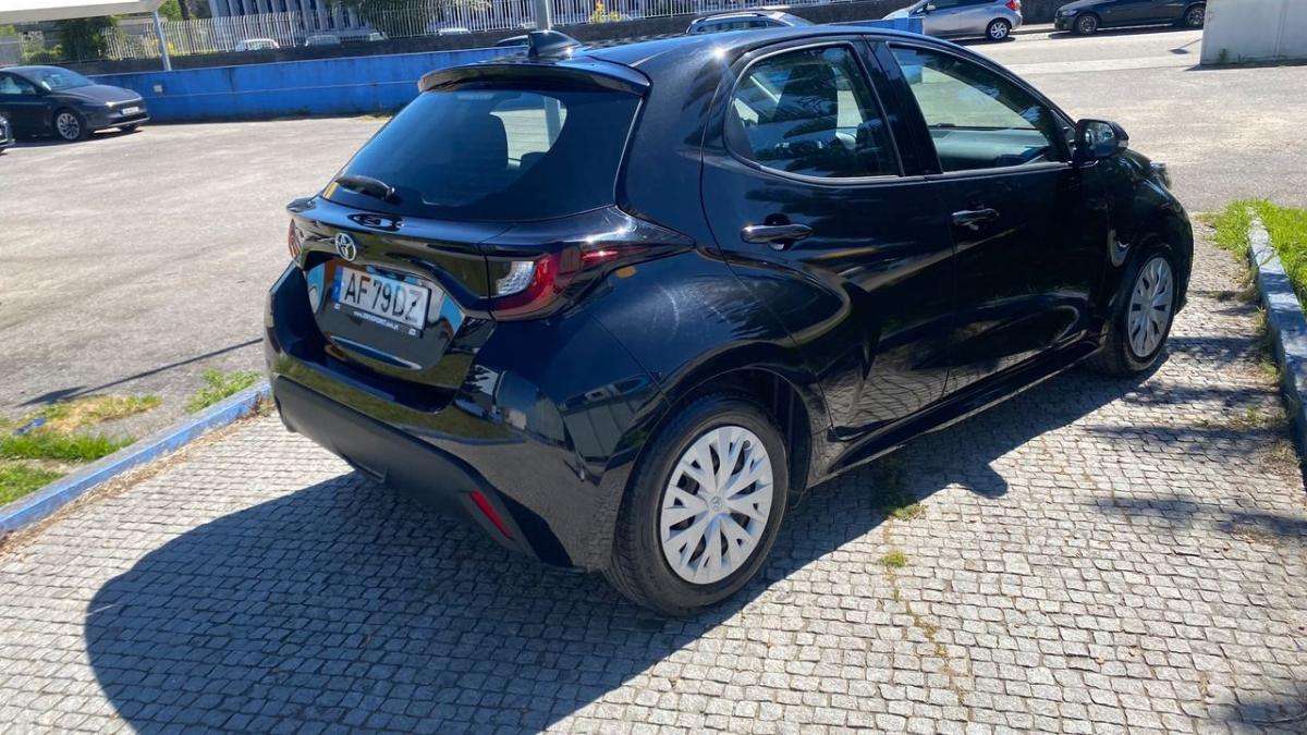 toyota-yaris-2021-gasolina-998cc