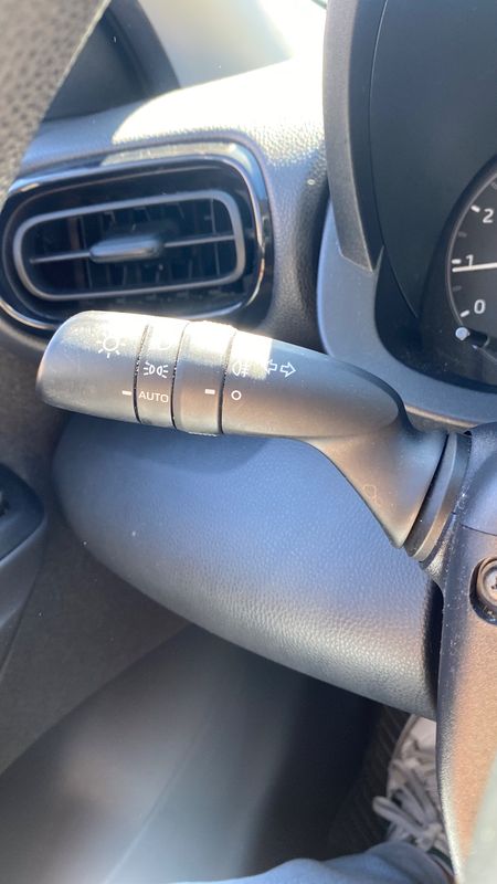 toyota-yaris-2021-gasolina-998cc