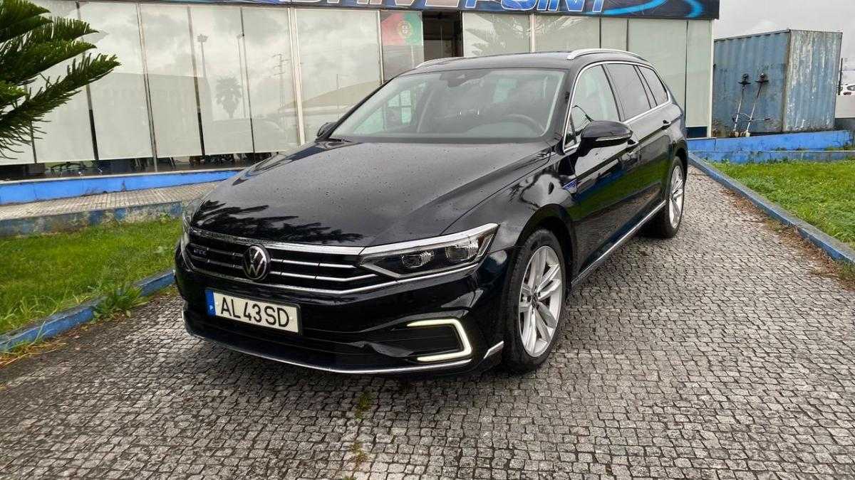 volkswagen-passat-variant-2021-hibrido-a-gasolina-1395cc