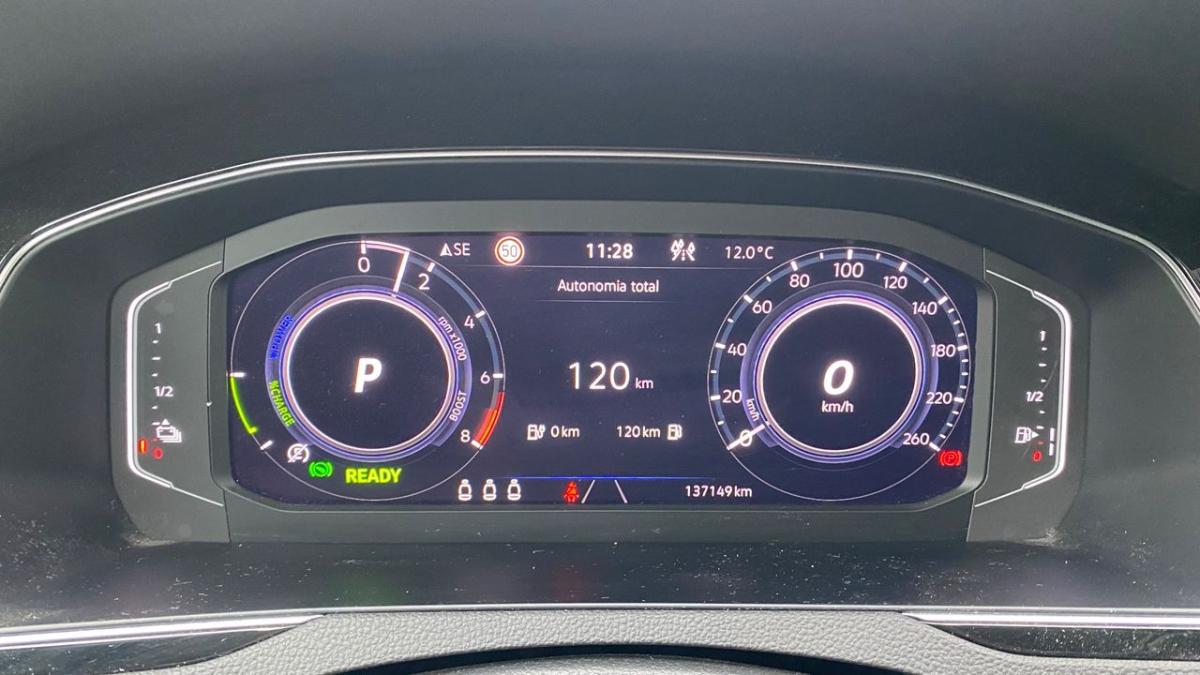 volkswagen-passat-variant-2021-hibrido-a-gasolina-1395cc