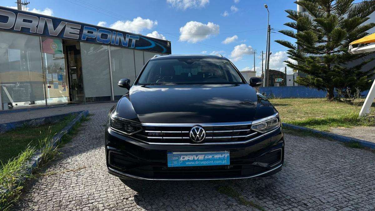 volkswagen-passat-variant-2021-hibrido-a-gasolina-1395cc