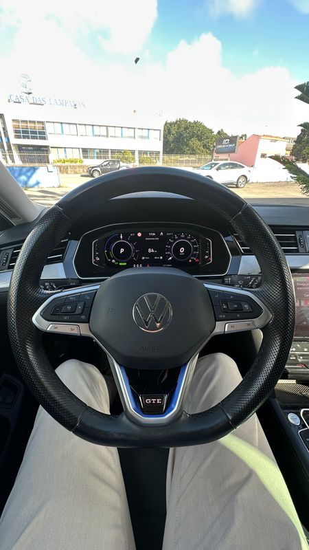 volkswagen-passat-variant-2021-hibrido-a-gasolina-1395cc