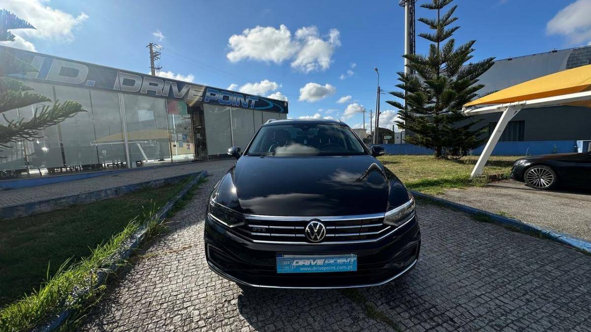 volkswagen-passat-variant-2021-hibrido-a-gasolina-1395cc