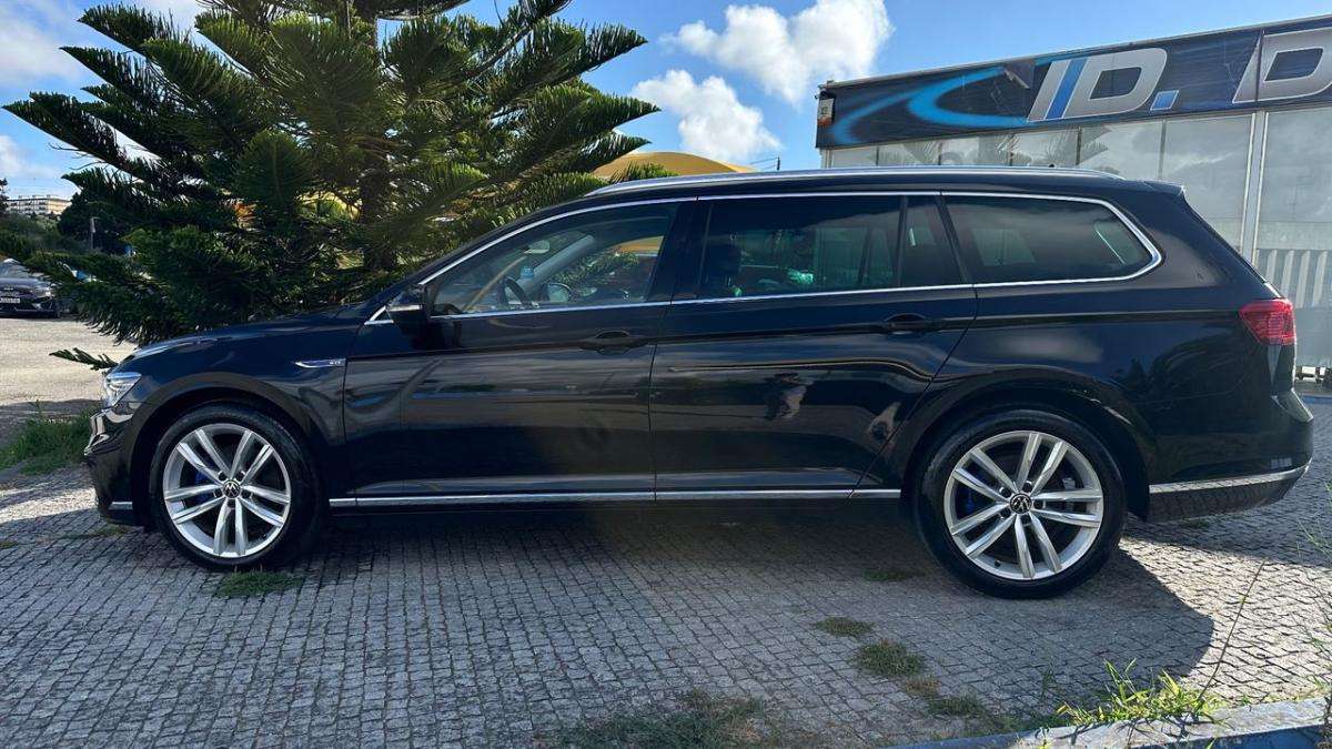 volkswagen-passat-variant-2021-hibrido-a-gasolina-1395cc