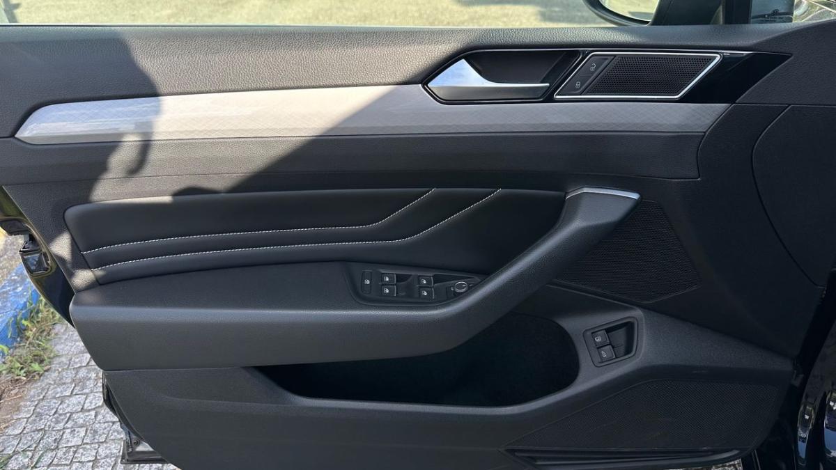 volkswagen-passat-variant-2021-hibrido-a-gasolina-1395cc