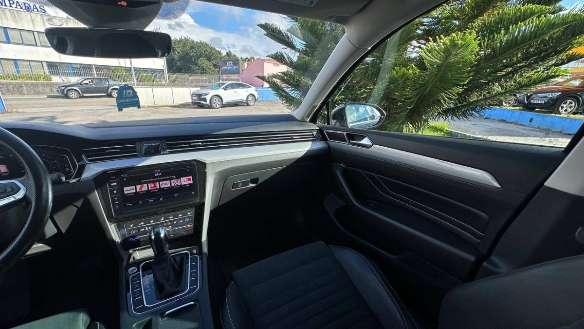 volkswagen-passat-variant-2021-hibrido-a-gasolina-1395cc