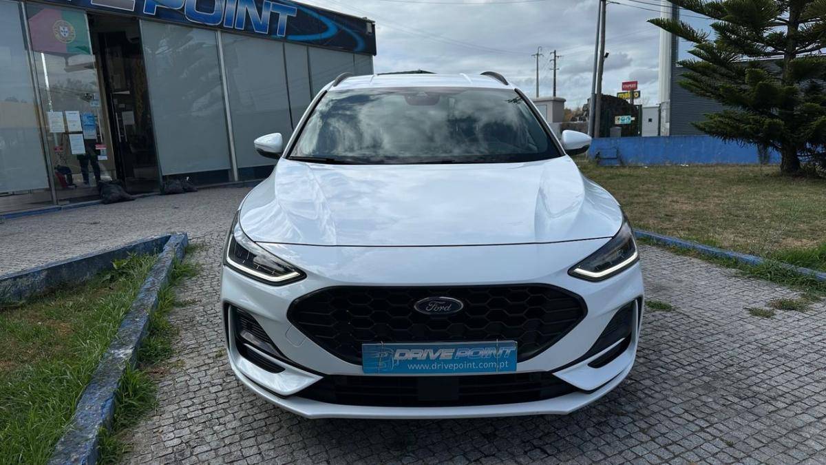 ford-focus-sw-2022-diesel-1499cc