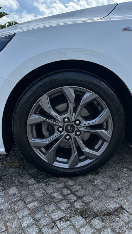 ford-focus-sw-2022-diesel-1499cc